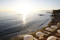 Glaros Beach Hotel - Beach