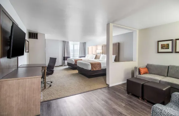 哥倫比亞 I-65 舒適套房酒店