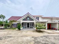 RedDoorz Syariah @ RPCC Rantauprapat Hotel di Rantau Selatan