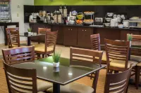 Sleep Inn & Suites Harbour Pointe