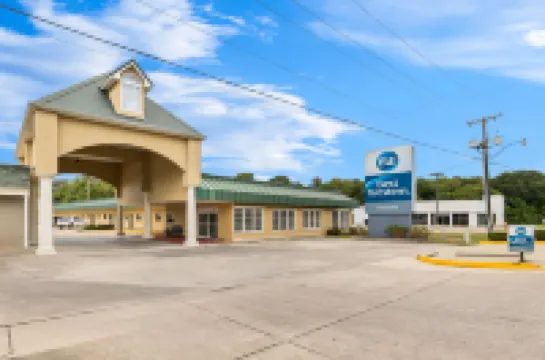 베스트 웨스턴 포레스트 인  호텔