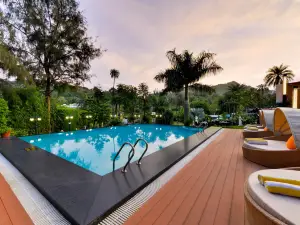 Chacha Inn the Garden Retreat