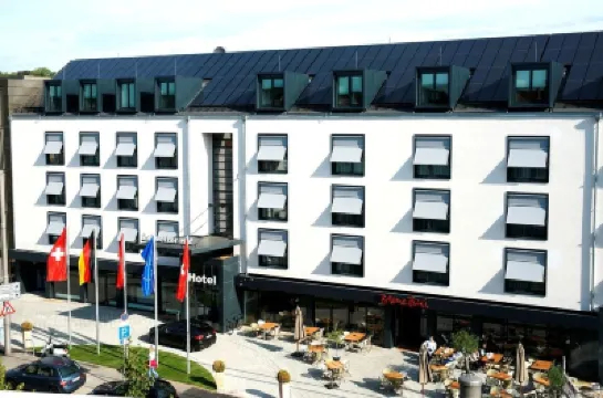 ホテル シュヴァイツァー ホフ のホテル