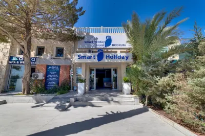 Smart Holiday Hotel & Suites -All Inclusive Hotels in der Nähe von Football Field