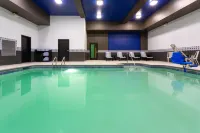 Hilton Garden Inn Hays - Pools