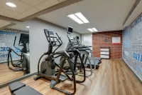 Drury Inn & Suites Springfield - gimnasio