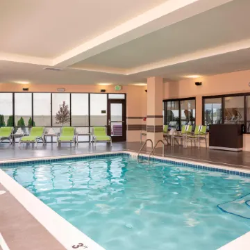 Courtyard Cleveland Elyria