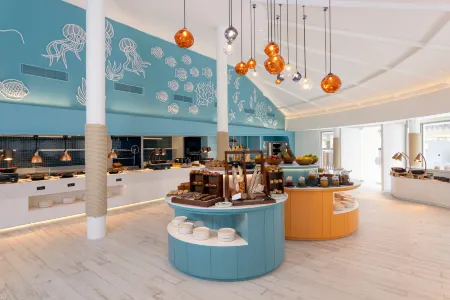 Centara Mirage Lagoon Maldives Отели в г. Kodhipparu