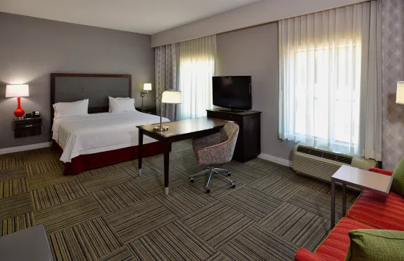 希爾頓歡朋套房酒店-弗雷德裏克斯堡