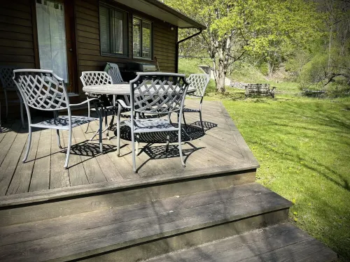 Spacious, private and peaceful 1st floor Apartment on Fly Creek Hotels in Otsego