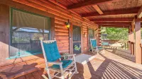 Charming Log Cabin near the Smoky Mountains w/ Spectacular Mountain & Elk Views!