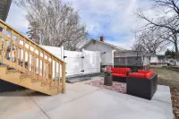 Newly remodeled luxury cottage in Belmont, NC Walk to Kevin Loftin Park - 4-Star