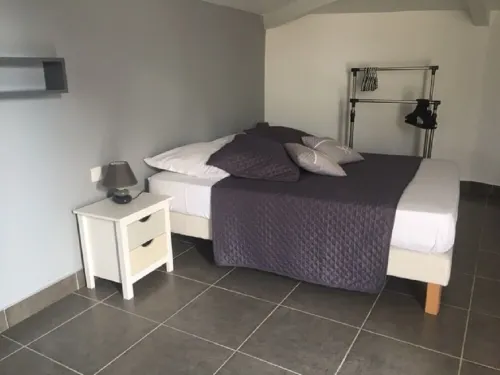 INDEPENDENT ROOM IN RESIDENCE PORTO VECCHIO Hotels in Porto-Vecchio