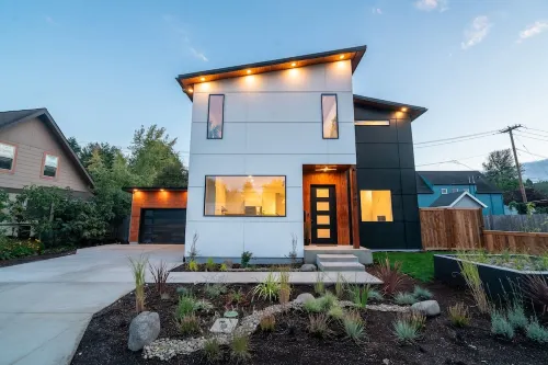 Spacious Modern Escape Near UO Campus - Bungalows