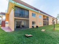 Summer Vacation/ Close to St Augustine/Steps to Beach, Pool, Dock/Beach Supplies Hotels in Crescent Beach
