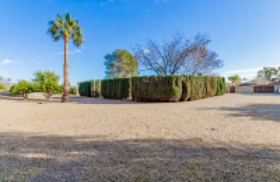 Resort Backyard w/Private Pool- Spacious Home close to Stadium & Spring Training