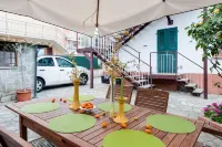 Renata Holiday Home - Holidays & Tourism in La Spezia - Large outdoor garden
