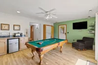 Corolla Oceanside in Whalehead - Heated Pool - 7BR/6.5BA - Short Walk to Beach!