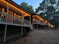 Little Owl Cabin #10 - Sleeps 6. Resort Pool&Spa, Fire Pit. Sdc 1 mi. Dogs ok!