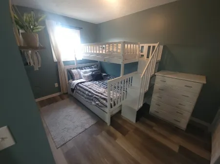 Explore Hocking Hills: Your Nelsonville Getaway Awaits