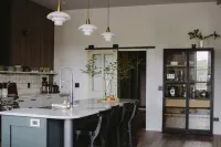 Spacious Luxury Apt. Chippewa Historic District