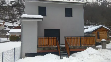 COSY HOUSE MOUNTAIN VIEW, ON ORLU GARDEN 5mn AX LES THERMES IDEALE FAMILLE