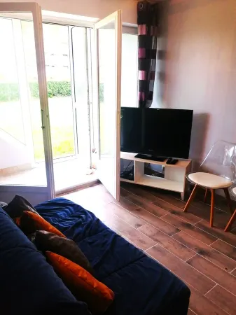 Close to amenities with good exposure Отели рядом с достопримечательностью «Méridien De l'Amour»