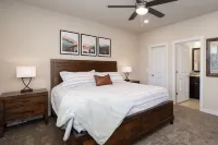 Modern, cheerful home near Winter Park/Granby. Private Hot Tub, mountain views! Hotels near Dashing Thru The Snow