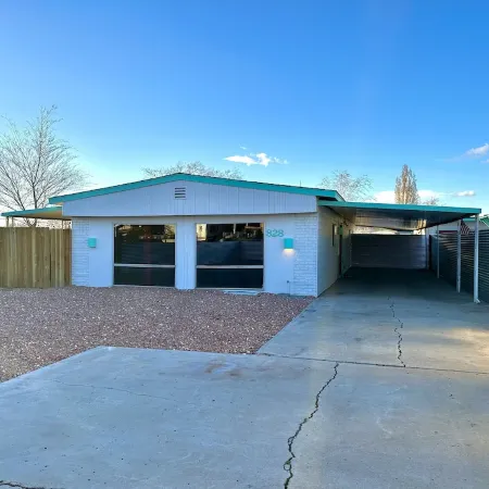 The Howdy Hideaway. A gated, mid-century, escape.