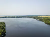 Lake Wissota Lookout – A Luxury Escape Hotels in Anson