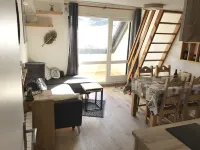 Mezzanine studio apartment in the village of Villard de Lans, ideal for families
