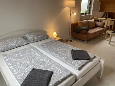 Ferienwohnung Thiel, Ihr Urlaub in Bernkastel Andel Hôtels à proximité de : Historische Bonbonmacherei