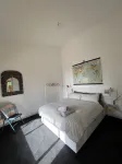Charming Dennes Point house close to the beach