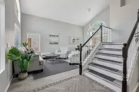 Gorgeous SURPRISE GEM 2 Miles to Baseball Stadium