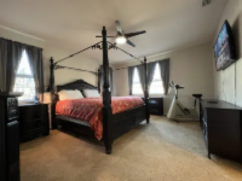 Coastal Vibes • Cal King Bed • Trails Hoteles en Folsom