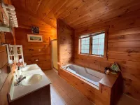 Rustic Log Cabin in the Poconos: Hot Tub, Fire Pit, Pool Table, Ping Pong Table!