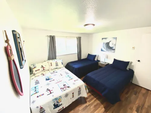 Relaxing 2 Bdrm Coastal Cottage near Joe's Valley