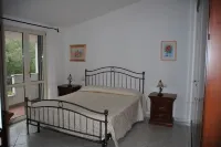 Fantastic 180 sq. m. apartment in cozy dream villa - Apartments