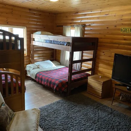 Beautiful Cabin Just North of Minocqua! Little Spider Lk. Hot Rate Late Aug/Sept