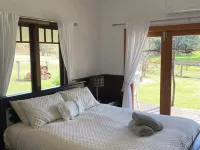 Little Farmhouse Near The Dairy Hotels in Gloucester