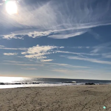 Brand new 2BR apartment steps from the beach 🏖