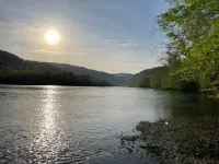 Riverside cabin in NRG National Park & Preserve