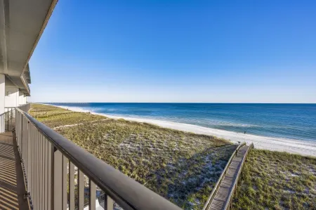 Serendipity Emerald Surf 405 Отели рядом с достопримечательностью «Наварр Бич Си Тертл Консервейшен Сентер»