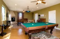 Valley of the Moon Getaway