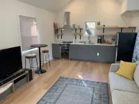 Cozy new studio - easy access to all West Seattle has to offer!