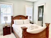 Beautiful Cottage on Hilton Head Island, Pink