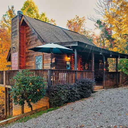 Secluded Romance, Hot Tub, Fireplace, Decor, Honeymoons