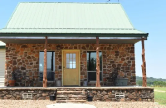 Rustic Loyal Valley Private Guesthouse with Peace & Serenity Views Hotels in Mason County