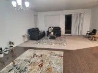 Whole house with two garage with full kitchen, spacious and nice view on patio.