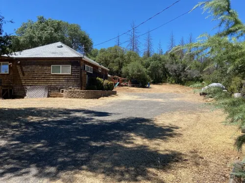 Lakeview 4 Acres-Zipline, Playfort near Waterfalls, Hiking, Fishing - Gym